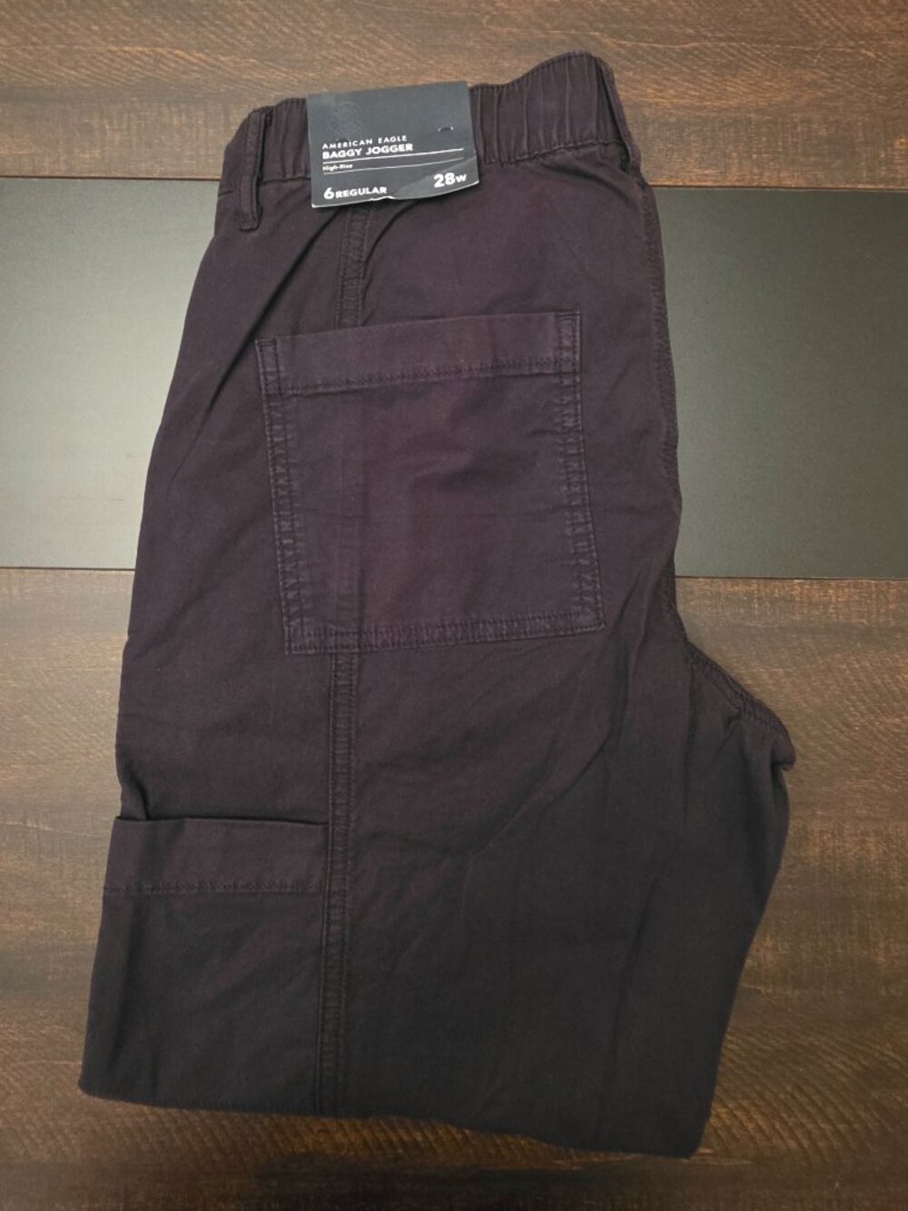 NWT American Eagle High-Rise Stretch Baggy Jogger Cargo Pants Washed Black 6 Reg